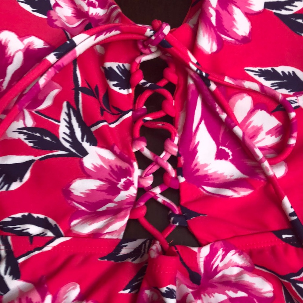 Xhiliration swimsuit. New. - Picture 3 of 6